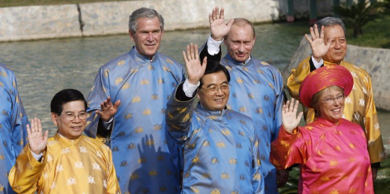 bush n putin twinning